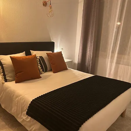 Antibes Chez Celine Апартаменты